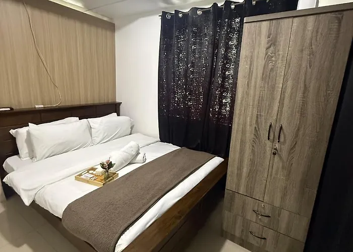 Elite Retreats At Shore Apartment Manila
