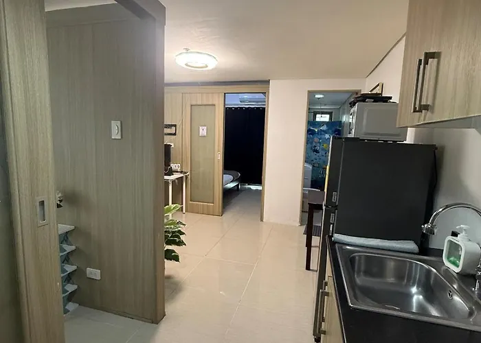 Elite Retreats At Shore * Manila